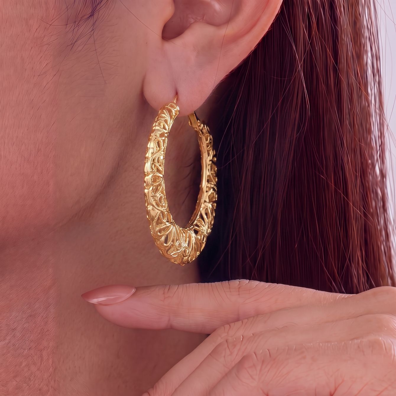 European and American Cross-Border Bestsellers: Retro Exaggerated Hollow-Out Fashion Personality Large Earrings for Women, Export Jewelry, Light Luxury Ear-Style Accessories