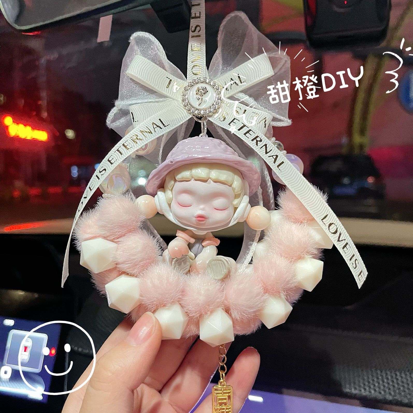 아기를 둔 마오볼 워터큐브