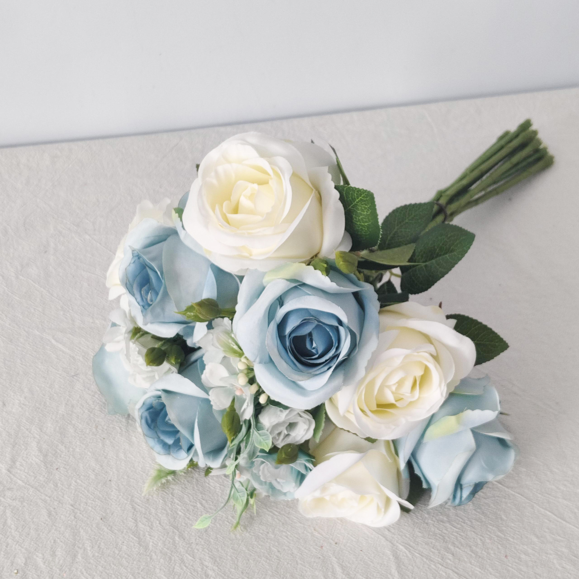 Simulación de seda multicanal flores de rosa simulación de flores props de disparo para el hogar decoración de seda flores falsas flores rosas transfronterizas