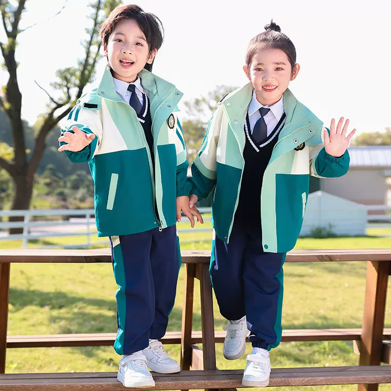 新款中小学生校服套装三合一冲锋衣三件套幼儿园园服秋冬儿童班服