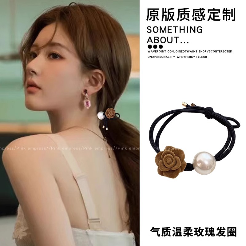 Coletero con Flor de Rosa Roja 2025, Nueva Banda para el Cabello de Alta Gama, Anillo para el Cabello con Perlas, Coletero para Cola de Caballo Baja, Accesorio para el Cabello