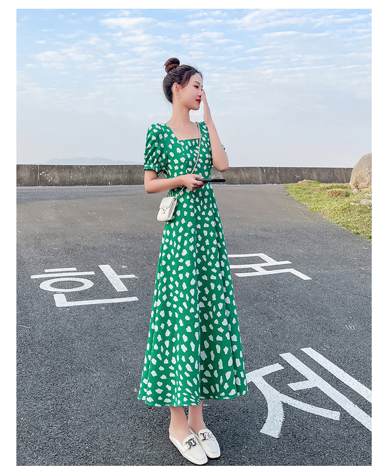 Sexy Short-sleeved Korean Hepburn-style Elegant Dress, A-line Chiffon, Pure And Alluring, Plus-size, Green Floral_ecoleips.com