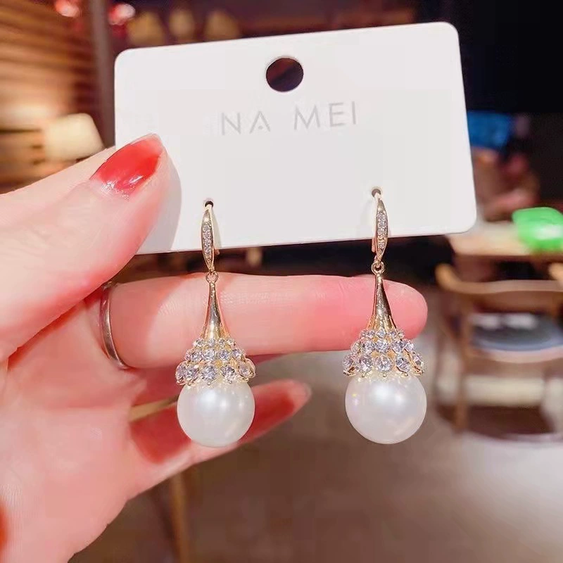 Drop Earrings, Pearl and Cat's-Eye Accent, Elegant High-End Dangle