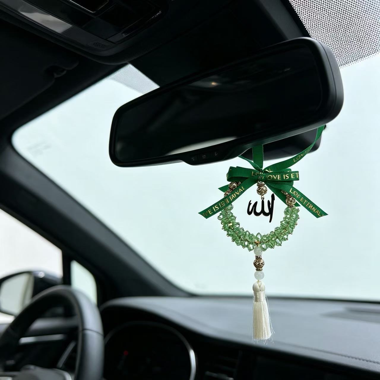 New high-end car pendant, crystal decorative hanging ornament, Southeast Asian cross-border car rearview mirror decoration