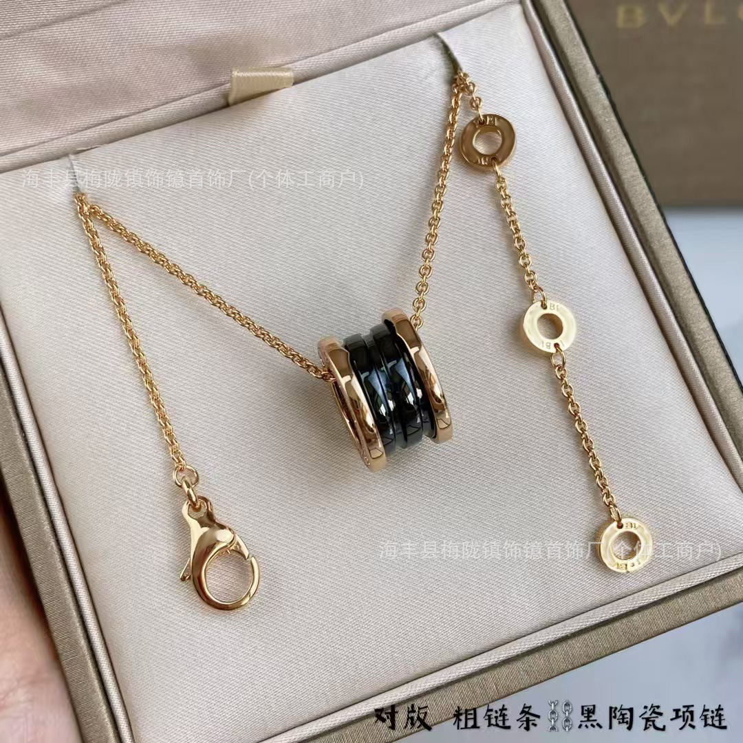 Rose gold black ceramic necklace / A