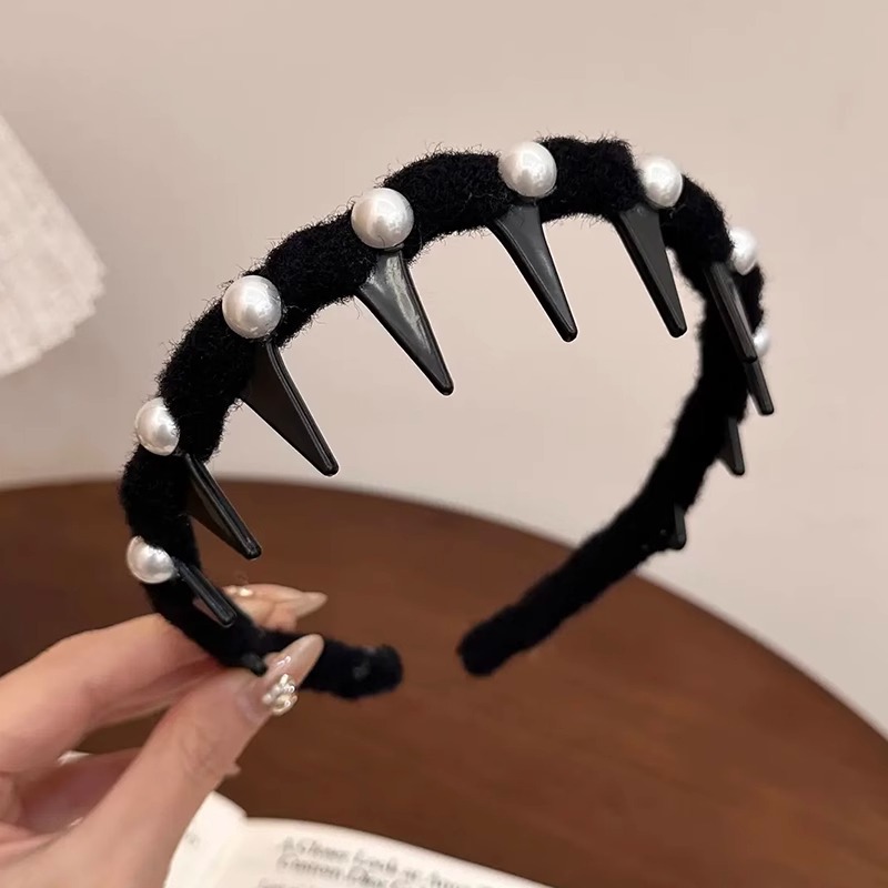 Perla negra ondulado peluche banda de cabello para mujeres 2025 nueva gama alta cráneo alto con dientes antideslizante banda de cabello de presión de cabello