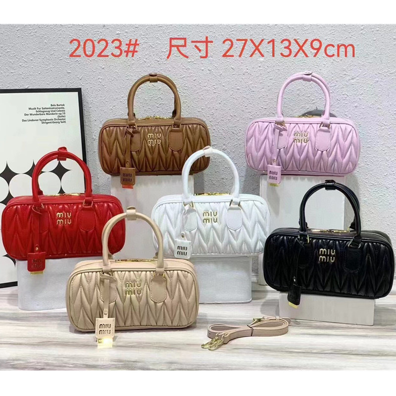 2024Miu Bowling Bag for Women, Pleated Boston Bag, Pillow Bag, Versatile Handbag, Crossbody Bag, Soft Bag, Retro