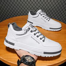 男鞋2025新款春季韩版运动工装鞋男轻便舒适厚底防滑耐磨劳保鞋男