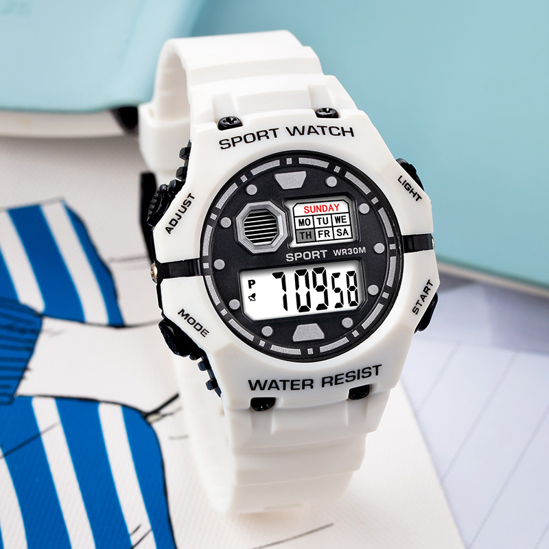 Reloj electrónico de sincronización de deportes al aire libre simple para hombres y mujeres de moda alarma luminosa multifuncional reloj electrónico fábrica al por mayor