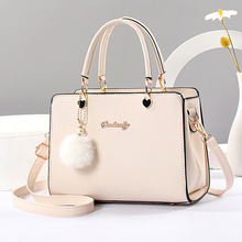 �ļ��¿����Ů�����r�д��б��μ���ٴ�Ů����������ꋌ����