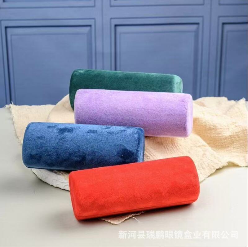 Myopia Glasses Case Velvet Purple Glasses Case Student Tin Box Source of Supply Dropshipping Xinhua County Source Factory