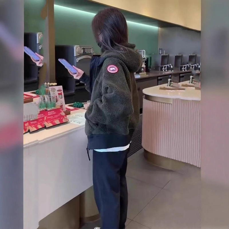 Lamb Wool Spring and Autum New Style for Small People, This Year's Popular Black Hooded Cardigan Loose Sweatshirt for Women