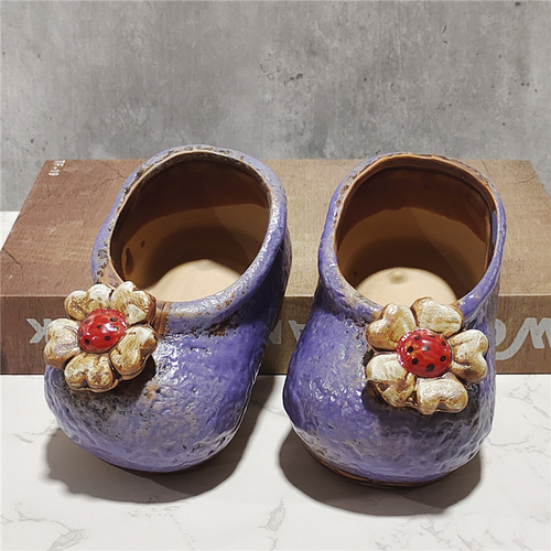 Hot-selling Korean-style cute shoes ceramic succulent plant pot, 3D cartoon meat plant painted small flower pot, decorative item