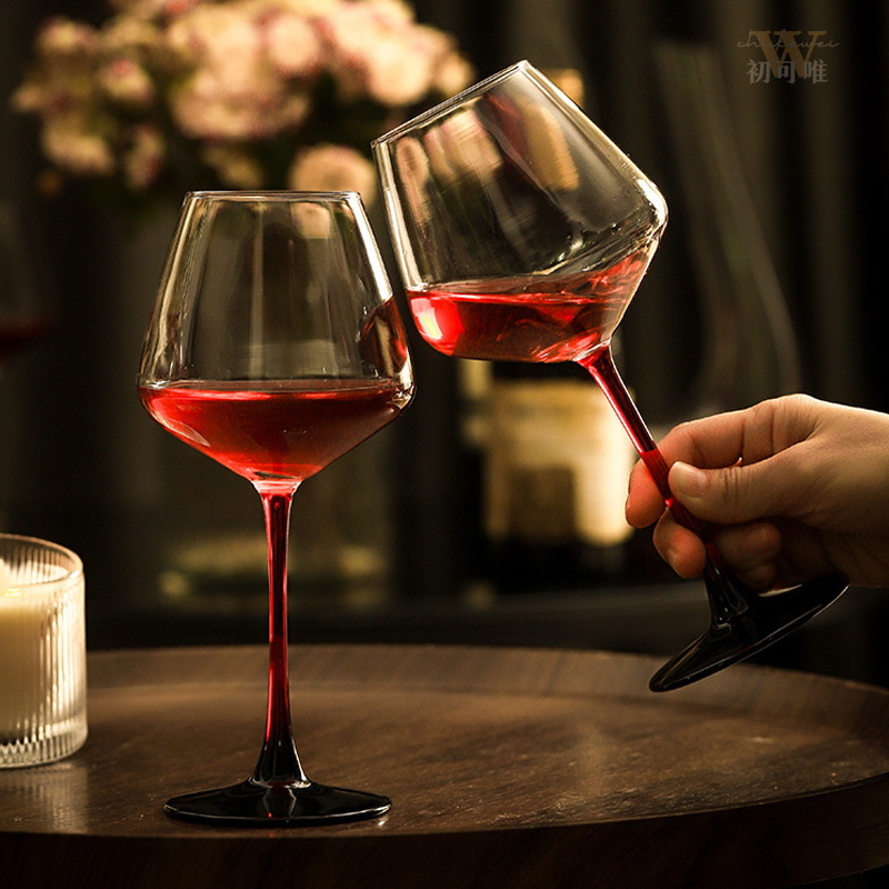 Vaso de vino rojo de corbata roja de borgoña set de gran abdomen ligero de lujo de vidrio de cristal de alta calidad copa de vino de pie alto