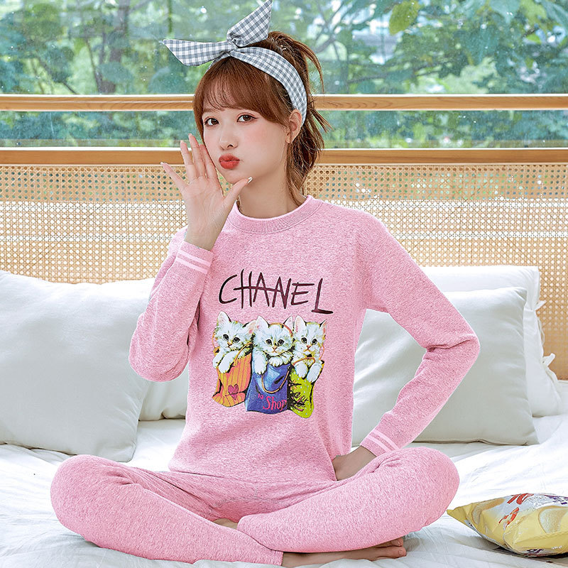 핑크 세 마리의 새끼 고양이 세트