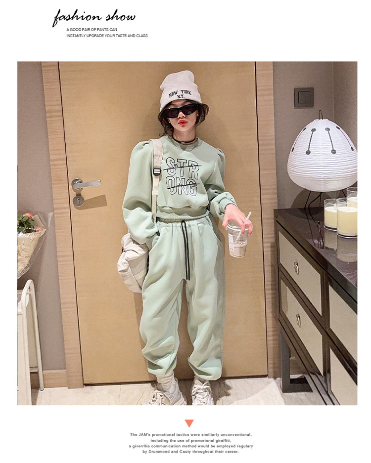 Conjunto deportivo para niñas de felpa otoño e invierno 2023, nuevo suéter grueso de moda para niños de talla mediana a grande con alpaca_voghion.com