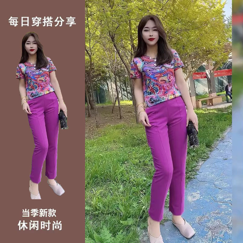Summer Women's 2025 Rose Red Fashionable Mother's Suit, Age-Reducing, Slimming and Flesh-Covering, Two-Piece Set with Short-Sleeved Pants