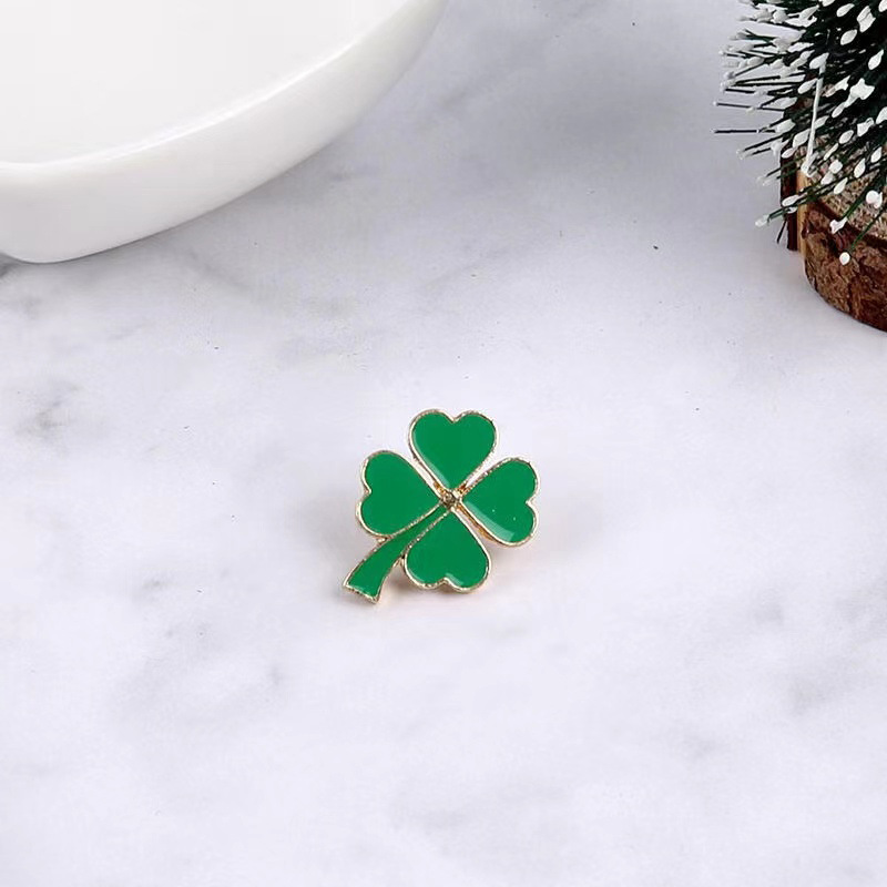 Vierbladige TFBOYS Fan Broche New Forest Stijl Geluksklaver Badge Groen Hoogwaardig Accessoire voor Koppels Schooluniform voor Dames_voghion.com