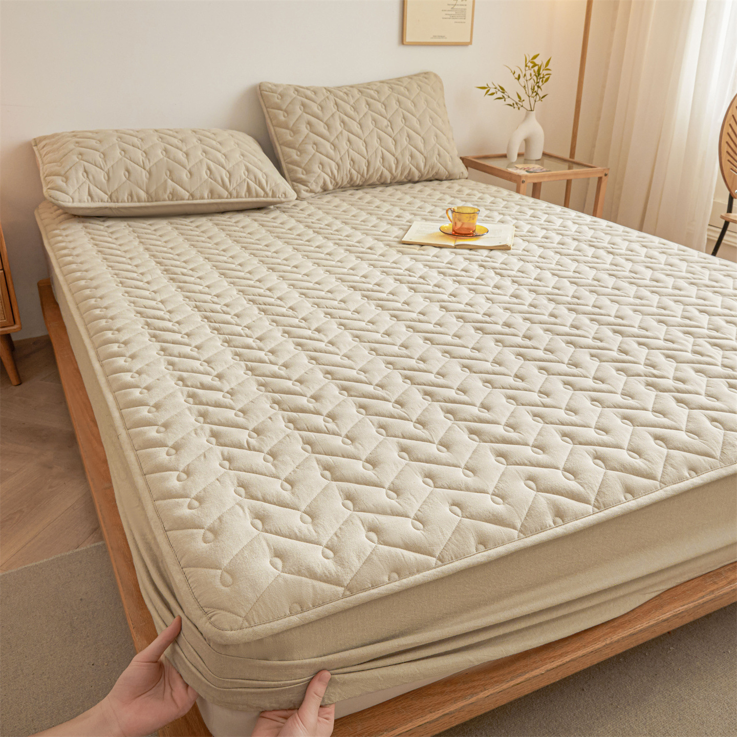 Autumn and Winter New Type a Pure Cotton Washed Cotton Quilted Bed Sheet Mattress Protector Pure Cotton Mattress Anti-Slip Protector