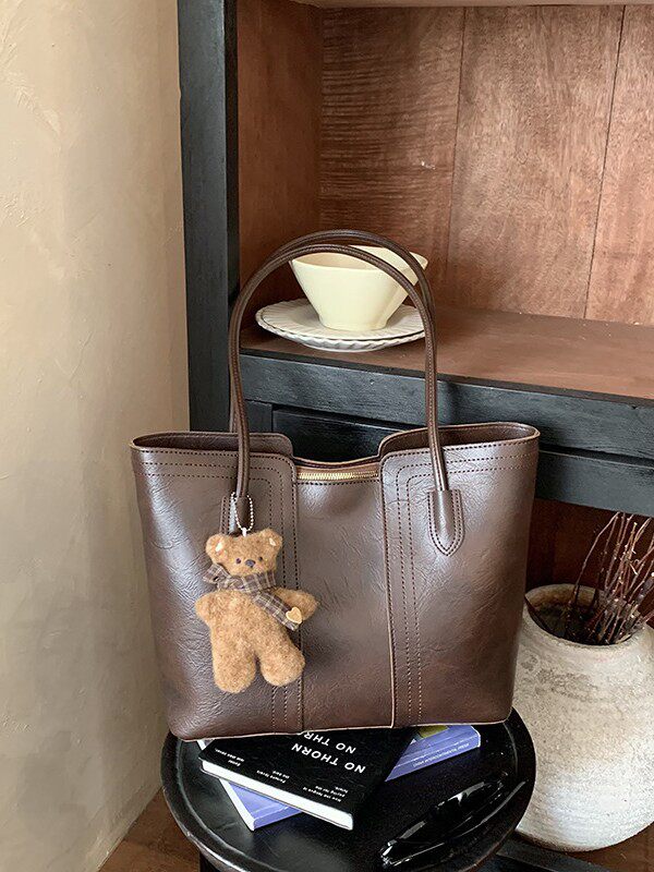 Túi tote nữ quai đeo vai và cầm tay cỡ lớn phong cách tối giản, chất liệu PU mềm — Gạo trắng không có mặt dây chuyền, Màu cà phê Không có mặt dây chuyền, Màu nâu không có mặt dây chuyền, Rượu vang đỏ không có mặt dây chuyền