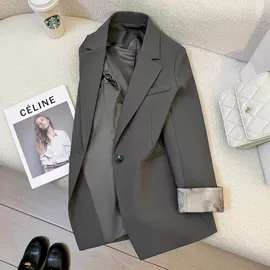 女式T恤;时尚休闲套装;连衣裙