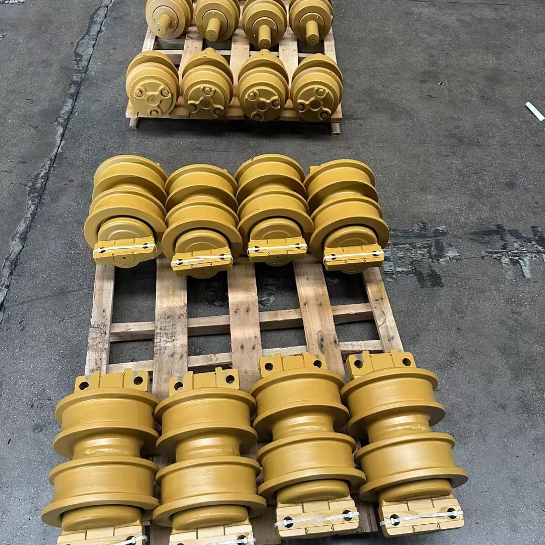 供适用于应山推推土机SD16拖轮 支重轮 四轮一带  推土机配件