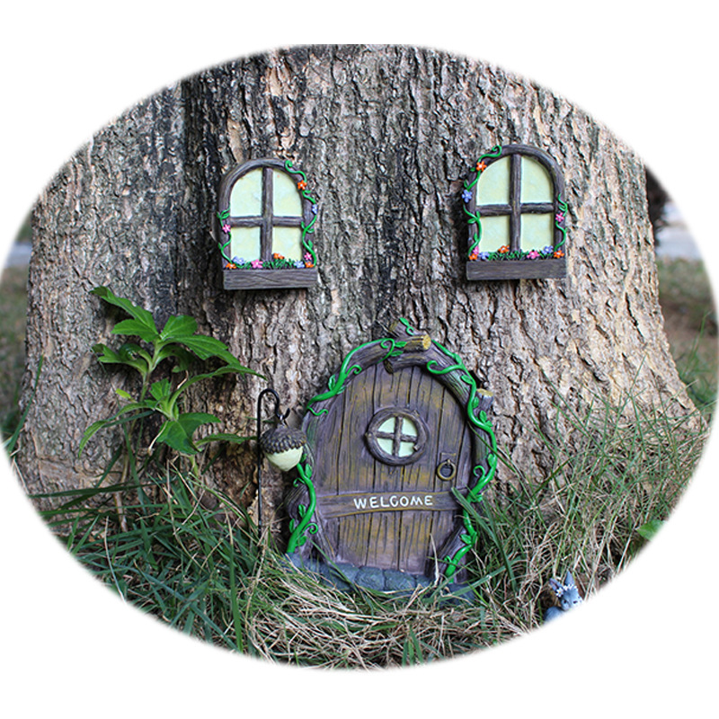 Amazon Stable Supply Luminous Door and Window Resin Crafts Courtyard Decoration Pendant Manufacturer  