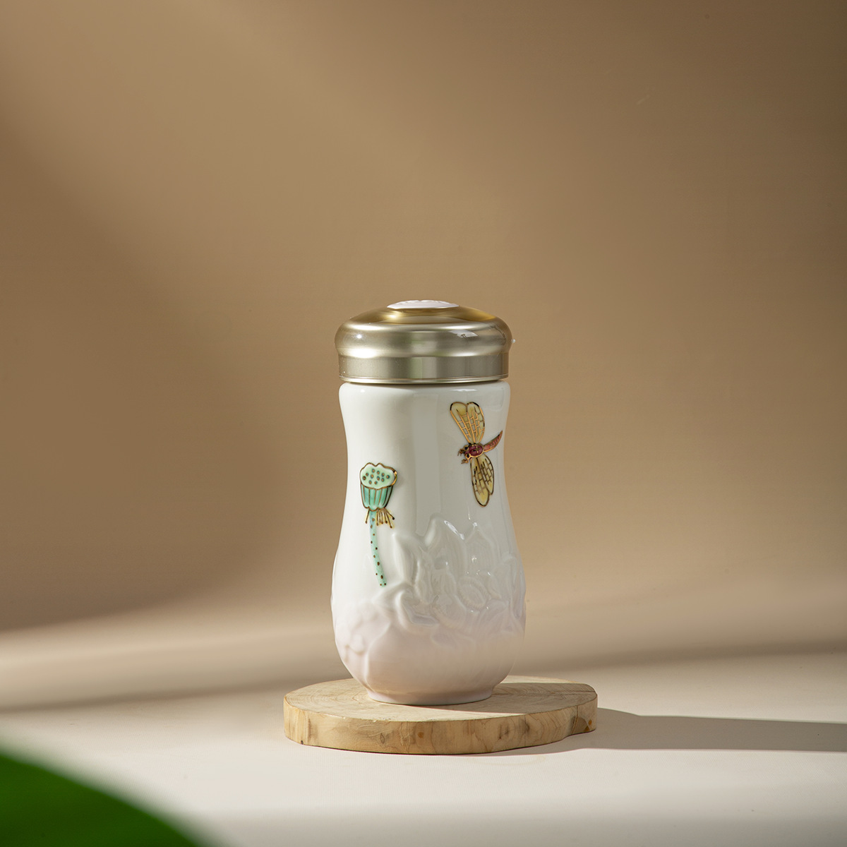 乾唐轩活瓷厂家直销蜻蜓夏荷陶瓷杯随手杯单层400ml礼品马克杯