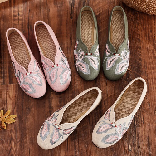 Old Beijing cloth shoes for women shoes and cotton and the old man quietly elegant mother single shoes embroidered shoes shoes in the spring and autumn grandma