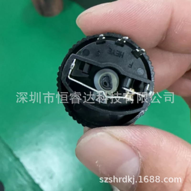 旋转式电位器WH28-13#平顶 B504 500K黑色开关电位器直字1-5