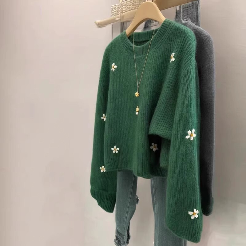 Design Sense dark green Flower Embroidered Knitted Sweater Western Style Unique Chic Beautiful Elegant Spring Women's Top