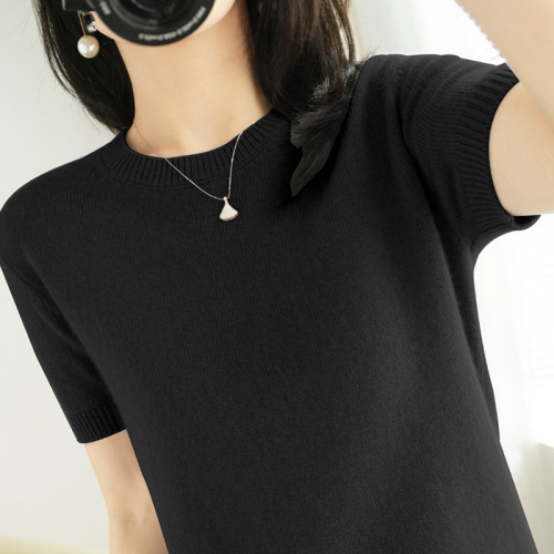 Black Core-Spun Yarn Crew-Neck Short-Sleeve Pullover for Women – Loose Fit, Perfect as an Inner Layer for Spring and Autumn