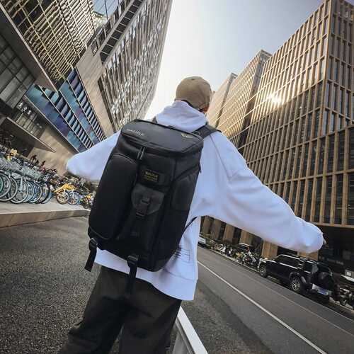 New Style Dual Shoulder Bag for Men, Large Capacity, Waterproof, Travel Bag for Students, Stylish and Multifunctional Laptop Backpack