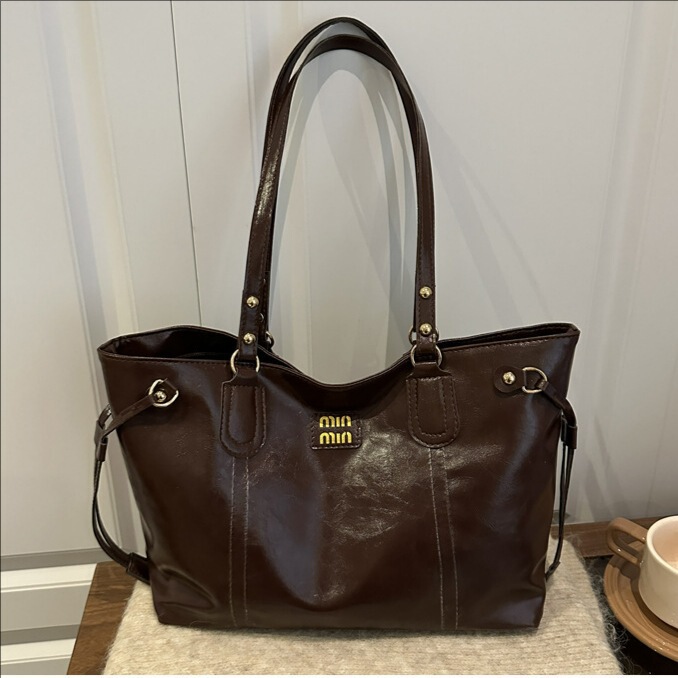 2026 Fashionable Casual Shoulder Bag with a Stylish Touch, New Simple Pu Large-Capacity Underarm Tote Bag for Women 2026 Fashionable Casual Shoulder Bag with a Stylish Touch, New Simple Pu Large-Capacity Underarm Tote Bag for Women