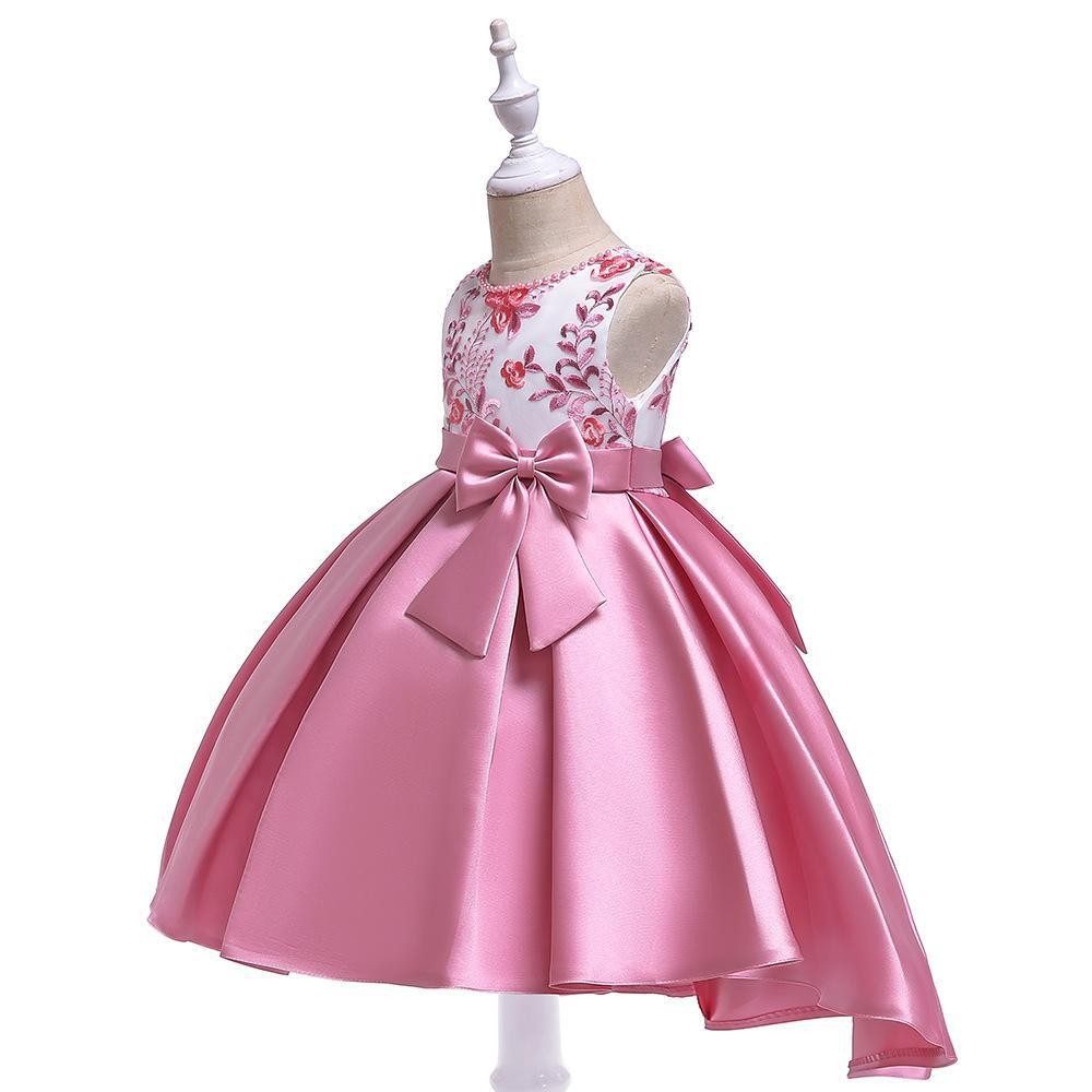 Europeo y americano nuevo trailing vestido niñas hecho a mano con cuentas bordado princesa vestido sarta satén arco dovetail vestido