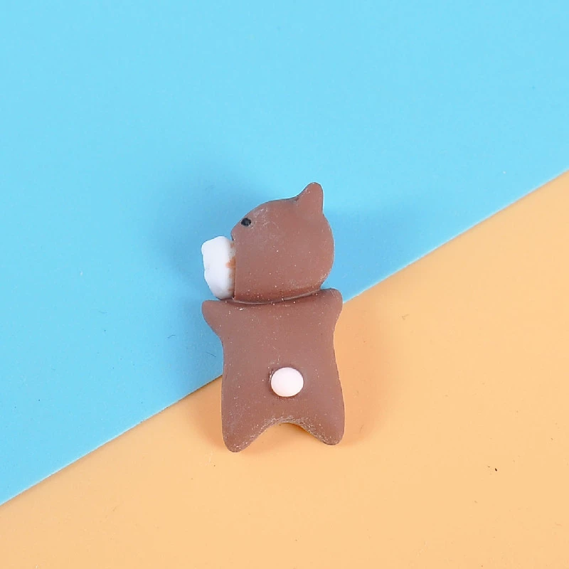 Small accessories with animals, cream accessory, handle, phone case, DIY