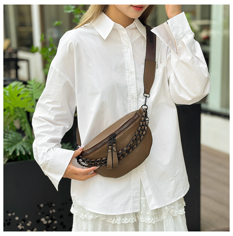 Super Hot Chest 2024 Nuova Moda Coreana Stile Occidentale Catena Donna Vita Larga Cinghia Monospalla Tracolla_voghion.com