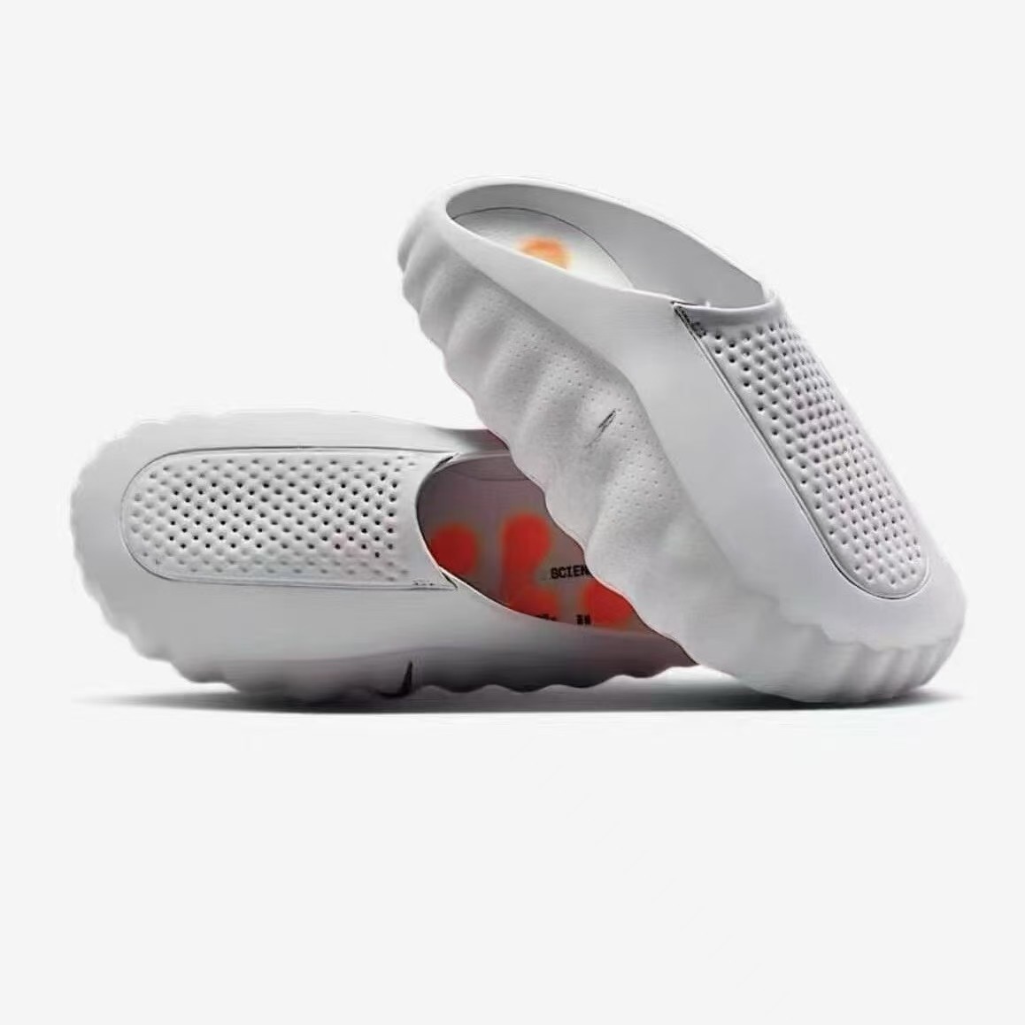 Nuevo modelo de sandalias casuales antideslizantes con suela gruesa y aumento de altura, con partículas de masaje, populares para deportes al aire libre, modelo Mind 001, para hombre y mujer.