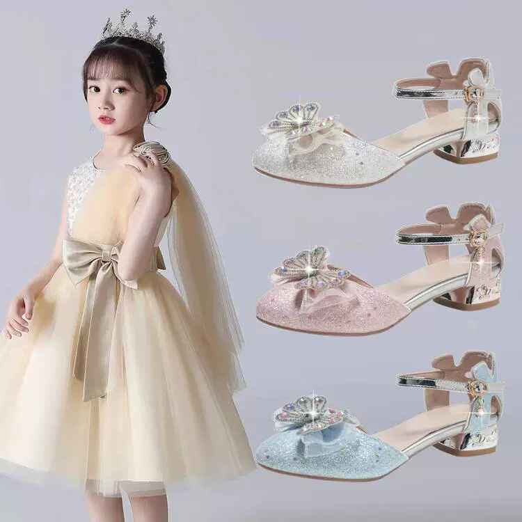 2024 Летние детские стразы жемчужные сандалии модные сладкие блестящие заостренные туфли