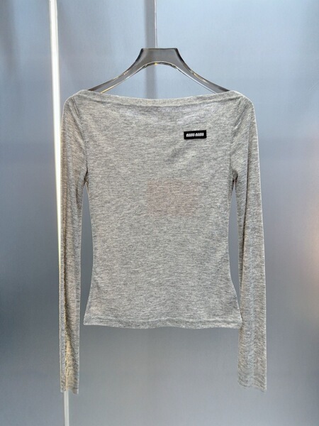 Autumn demi-season long-sleeve