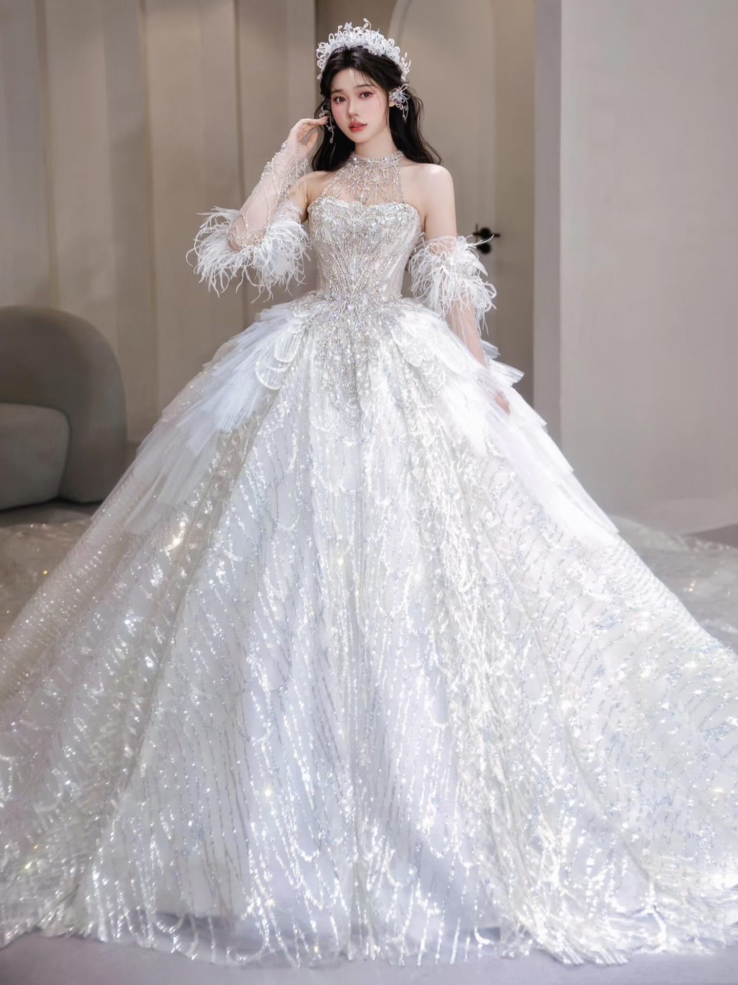 Halter neck light luxury wedding dress bride 2025 new main yarn…