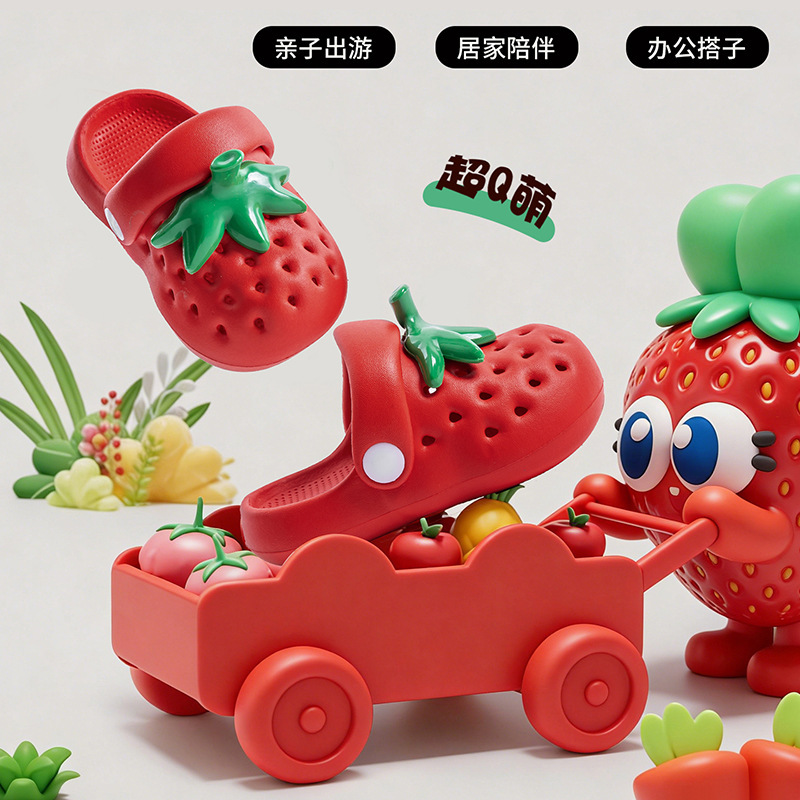 Strawberry-Themed Clogs for Women, Soft-Soled Closed-Toe Slippers, Cute Parent-Child Outdoor Beach Non-Slip Girls' Sandals for Summer