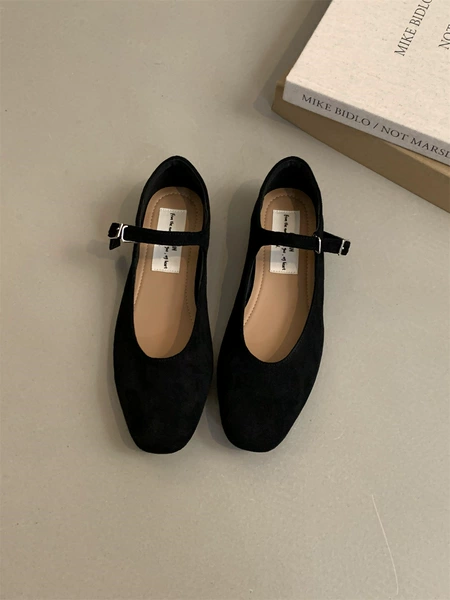 696-1 Black