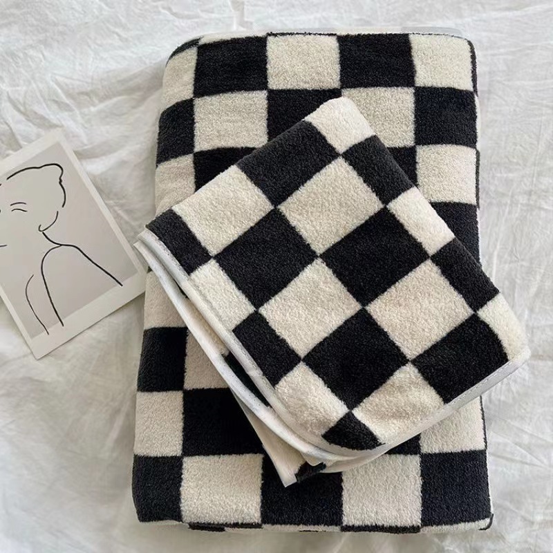Retro Ins Towel Coral Velvet Couple Fashion Bath Towel Dry Hair Cap Soft Towel Cross-Border Black and White Checkerboard