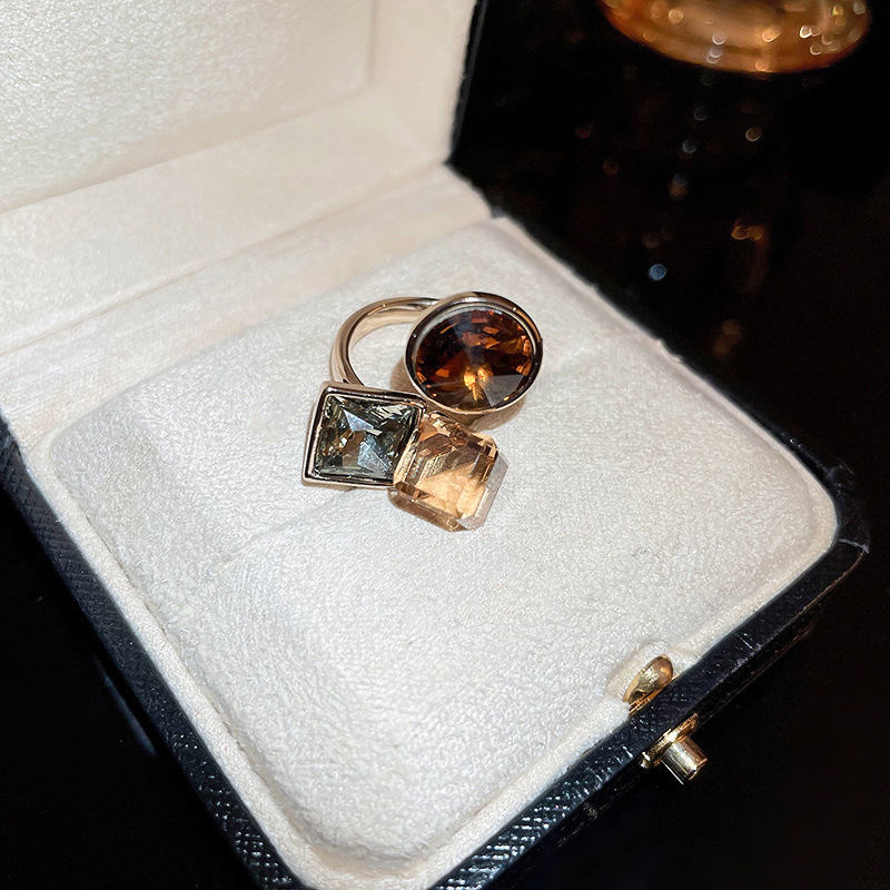 Anillo de apertura de espiga de circonio de vintage medieval anillo de todo fósforo de nicho femenino joyería de alta gama de lujo ligero retro