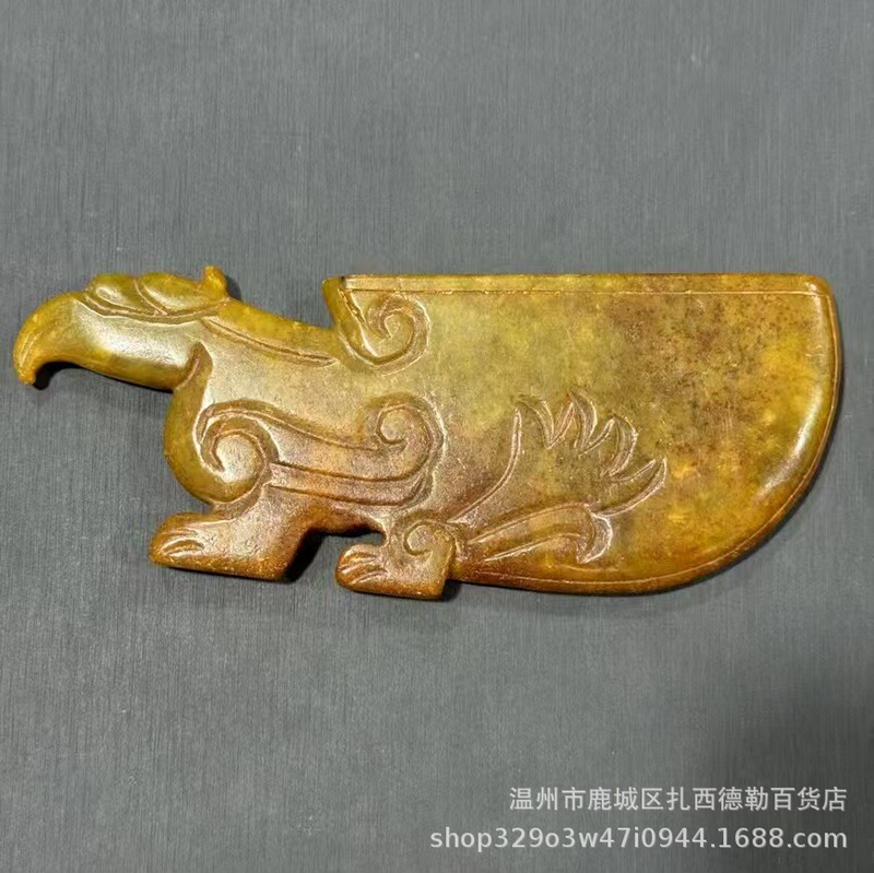 古遊び雑は古に似せて古い山の玉の彫刻の工芸品の小さい置物のメーカーの卸売りのペンダントのハンドルの露店をします。|undefined