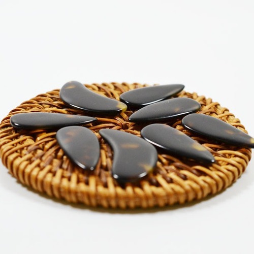 Manufacturers wholesale production of guzheng nails, imitation natural color finger shake artifacts, guzheng nails for adults and children