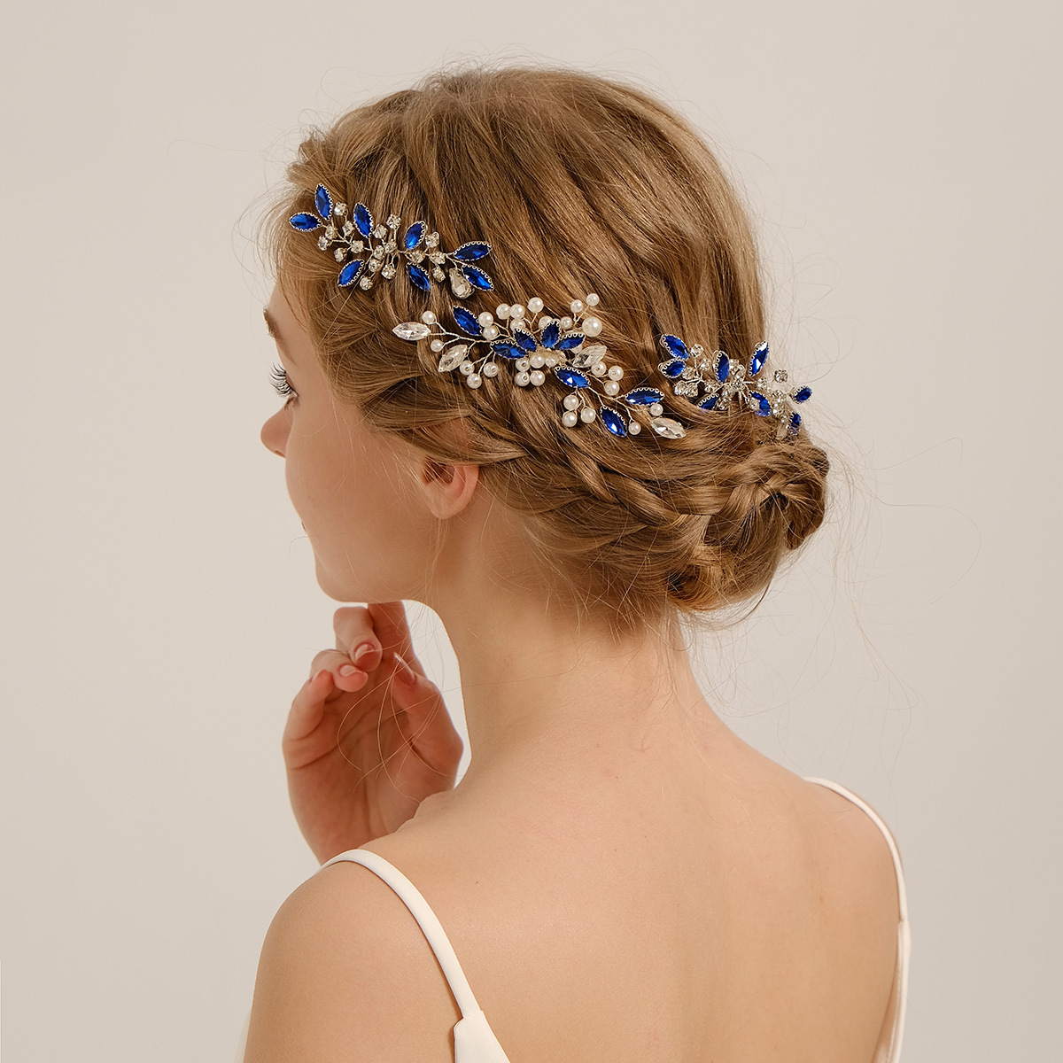 Hair accessory for bride