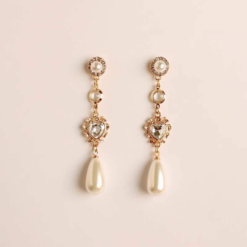 1 Pair Classic Style Heart Shape Plating Inlay Alloy Artificial Gemstones Drop Earrings display picture 1
