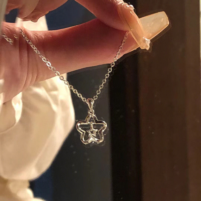 Silver Hollow Star Necklace Women's Light Luxury Niche Design Sense Sweet Cool Double Star Girl Heart Fashion Collarbone Chain Accessories